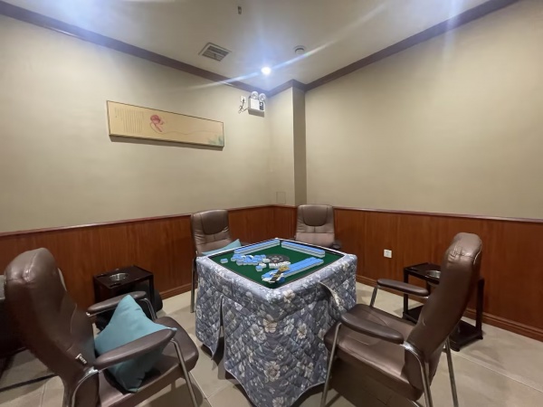 844237 8.8w低价转让临街3百平9个包厢茶餐厅麻将棋牌室 844237 8.8w低价转让临街3百平9个包厢茶餐厅麻将棋牌室