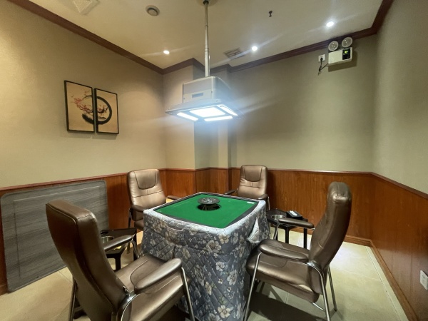 844237 8.8w低价转让临街3百平9个包厢茶餐厅麻将棋牌室 844237 8.8w低价转让临街3百平9个包厢茶餐厅麻将棋牌室