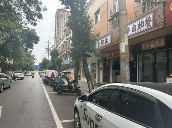 845202 2万急转!湖南信息学院美发店低价转让(可空转) 845202 2万急转!湖南信息学院美发店低价转让(可空转)