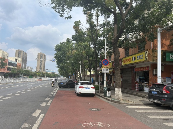 845202 2万急转!湖南信息学院美发店低价转让(可空转) 845202 2万急转!湖南信息学院美发店低价转让(可空转)