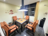 （已转）54625城南西路精装8个包棋牌室优价转让