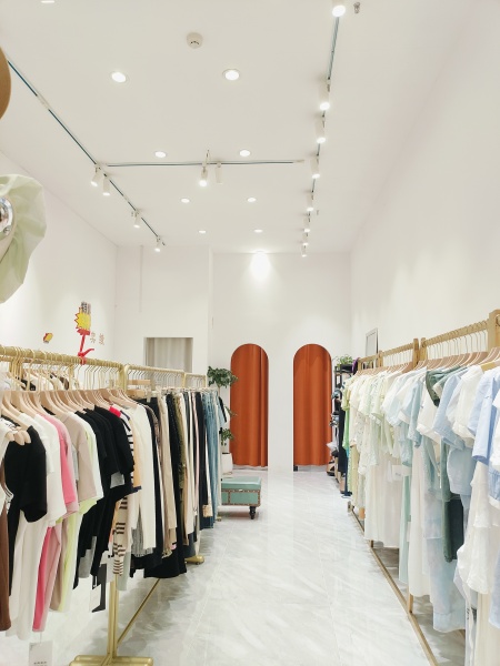 846103 2万急转!梅溪湖地铁口写字楼入口商业街服装店(空转) 846103 2万急转!梅溪湖地铁口写字楼入口商业街服装店(空转)