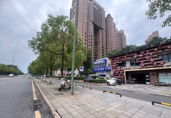 646115星沙生态公园旁小区商业街485平门面可租可售 646115星沙生态公园旁小区商业街485平门面可租可售