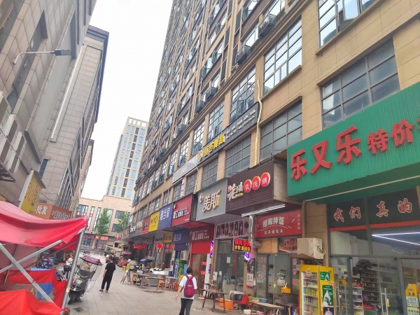 646159急转!长沙医学院旁高档小区商业街舞蹈室低价转让可空转 646159急转!长沙医学院旁高档小区商业街舞蹈室低价转让可空转