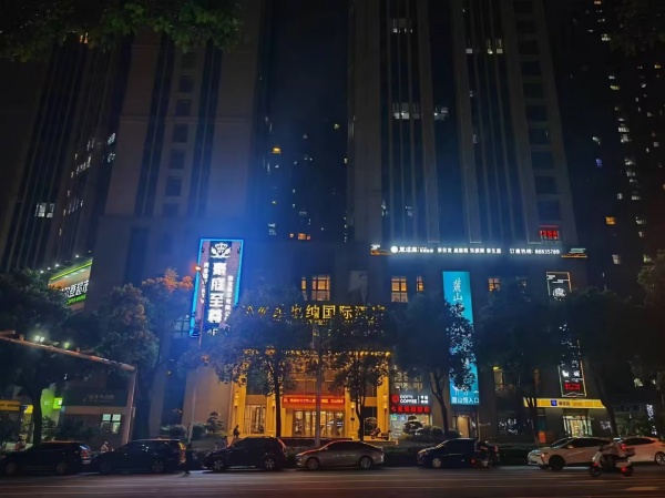 746211经营12年老店 日营过万餐饮夜宵店优价转让 746211经营12年老店 日营过万餐饮夜宵店优价转让