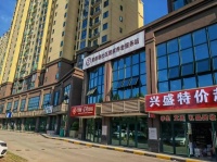 74738无转让费 望城区万人小区出入口第二个门面房东直租