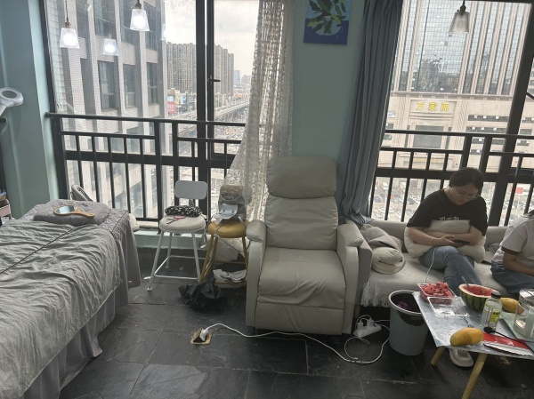 847103 火爆万家丽!2万急转!宽寓大厦美甲店 847103 火爆万家丽!2万急转!宽寓大厦美甲店