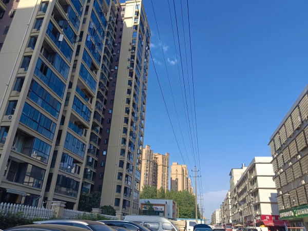 847210 日营4000+小区主出入口零食店优价转让 847210 日营4000+小区主出入口零食店优价转让