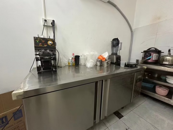 847249 6万急转!新华联梦想城商业街精装修50平米小吃店 847249 6万急转!新华联梦想城商业街精装修50平米小吃店