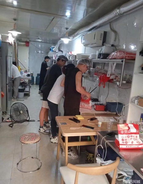 84839 邻街商铺低价急转日营7千加周边商圈住宅人口超千万 84839 邻街商铺低价急转日营7千加周边商圈住宅人口超千万