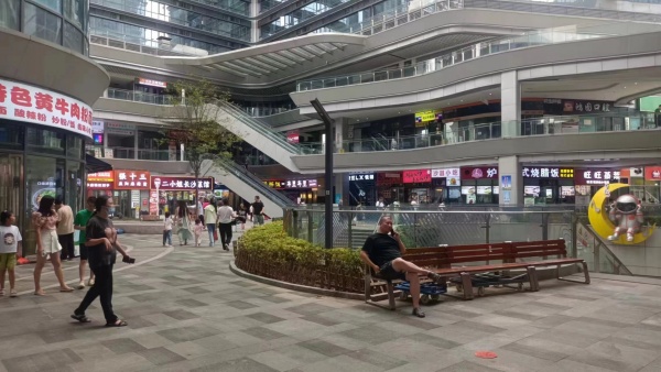 54888开福区芙蓉中路和德雅路大排档 54888开福区芙蓉中路和德雅路大排档