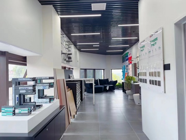 747144转让|临街独栋装修公司与咖啡店的结合现转让了 747144转让|临街独栋装修公司与咖啡店的结合现转让了