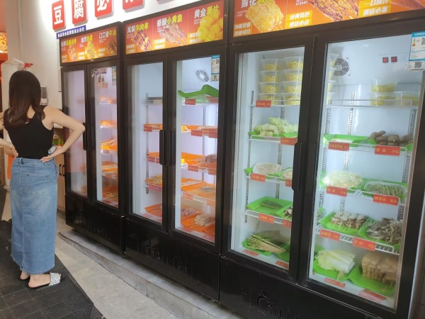 649120月亮岛日营3000左右臭豆腐小吃店低价转让 649120月亮岛日营3000左右臭豆腐小吃店低价转让