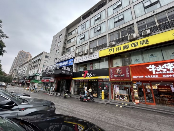 749167万家丽地铁口临街100平餐饮火锅店优价转让 749167万家丽地铁口临街100平餐饮火锅店优价转让