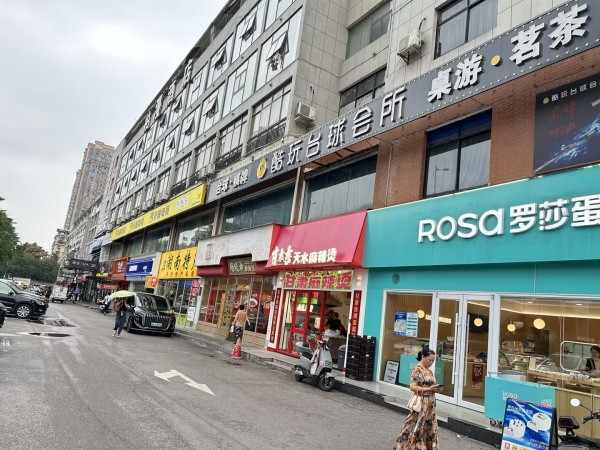 749167万家丽地铁口临街100平餐饮火锅店优价转让 749167万家丽地铁口临街100平餐饮火锅店优价转让