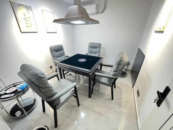 849179 万象公馆精装9个包棋牌室优价转让 849179 万象公馆精装9个包棋牌室优价转让