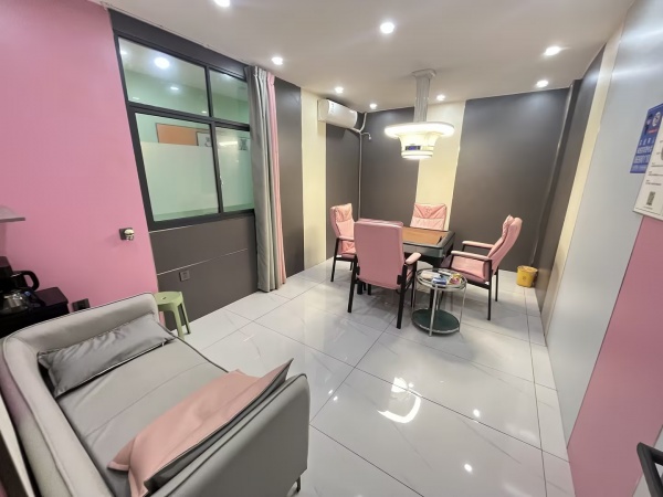 849181 13.8万急转!临街8个包四个朋友自助棋牌室 849181 13.8万急转!临街8个包四个朋友自助棋牌室