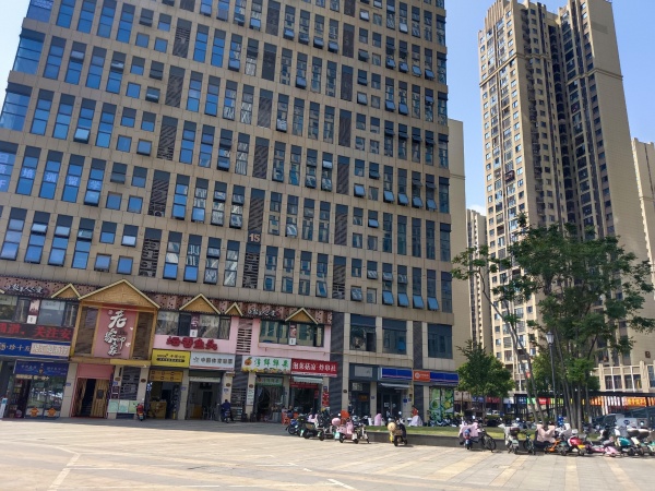 7410350转让费出租 写字楼地铁口拐角头铺,绝家位置 7410350转让费出租 写字楼地铁口拐角头铺,绝家位置