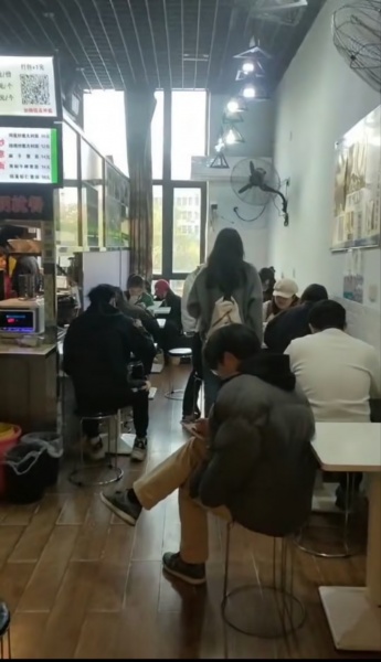 841067 外贸职业学院餐饮旺铺转让 841067 外贸职业学院餐饮旺铺转让