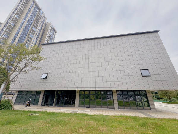 741089芙蓉北路商圈.鹅羊山公园50至1300平门面出租 741089芙蓉北路商圈.鹅羊山公园50至1300平门面出租