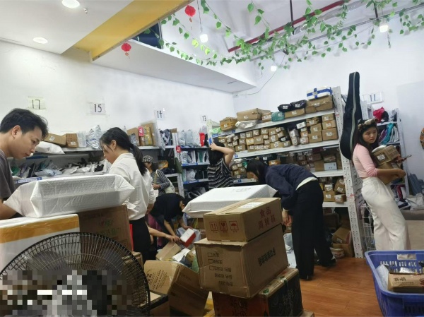 549249【7万不带承包区】开福区日派1200+菜鸟低价转让 549249【7万不带承包区】开福区日派1200+菜鸟低价转让