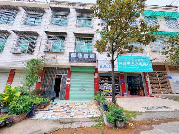 (已租)8410139 天心大道商圈.南郡明珠独栋1至3层门面住房出租 (已租)8410139 天心大道商圈.南郡明珠独栋1至3层门面住房出租