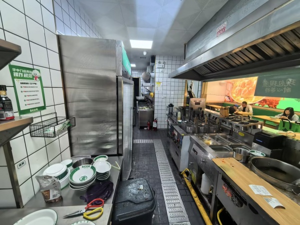 友谊路地铁口130平品牌餐饮店优转(带天然气7410151 友谊路地铁口130平品牌餐饮店优转(带天然气7410151