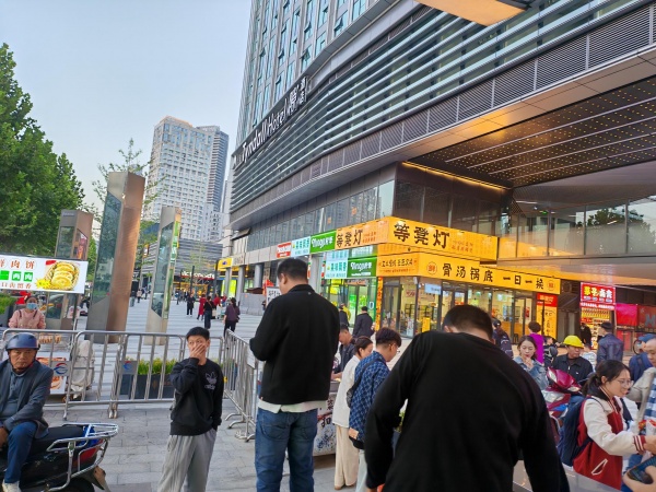 749117市中心地铁口写字楼精装水果超市亏本转让(可空转 749117市中心地铁口写字楼精装水果超市亏本转让(可空转