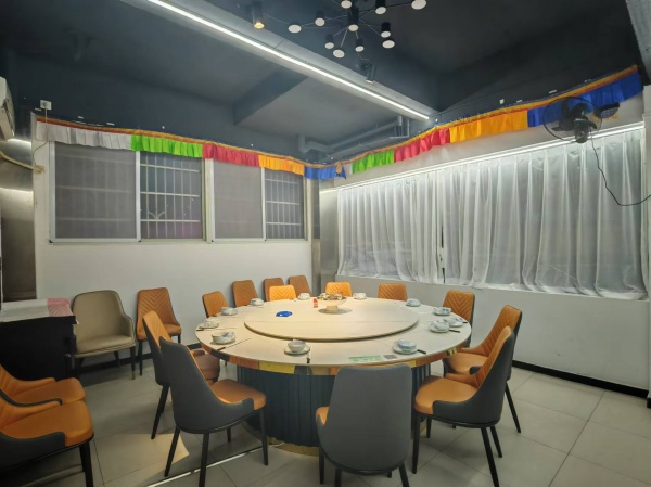 8410192 低价便宜急转!开福区小区转角双门头餐饮火锅店 8410192 低价便宜急转!开福区小区转角双门头餐饮火锅店