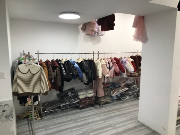 241129无转让费!好位置!雨花区小区门口临街门面 241129无转让费!好位置!雨花区小区门口临街门面