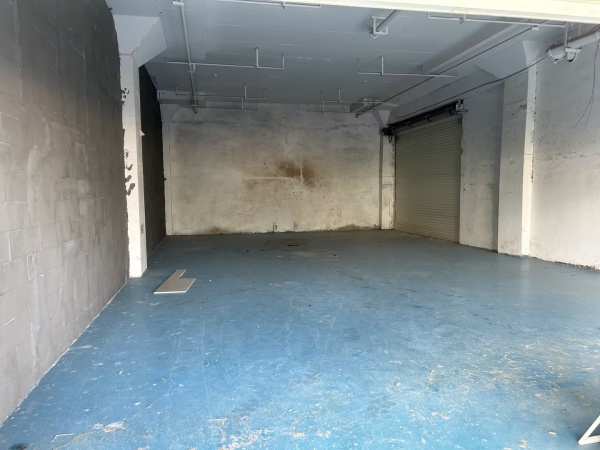 741154房东直租.梅溪湖家居建材市场出入口临街三门头门面出租 741154房东直租.梅溪湖家居建材市场出入口临街三门头门面出租