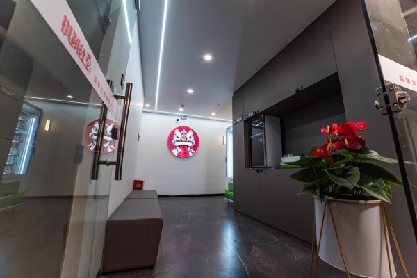 841161 火爆地铁口精装6包间自助棋牌室优价转让 841161 火爆地铁口精装6包间自助棋牌室优价转让