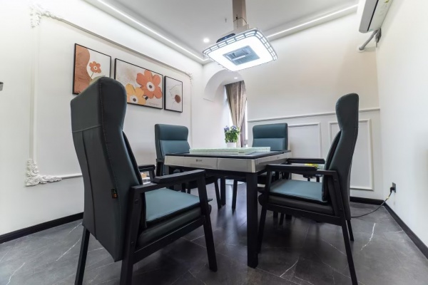 841161 火爆地铁口精装6包间自助棋牌室优价转让 841161 火爆地铁口精装6包间自助棋牌室优价转让