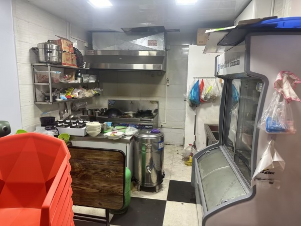 541171 雨花区老城区几十栋小区临街卤菜粉面餐饮店低价优转 541171 雨花区老城区几十栋小区临街卤菜粉面餐饮店低价优转