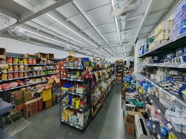 8411175芙蓉区十字路口大型小区围绕日营8000+超市优价转让 8411175芙蓉区十字路口大型小区围绕日营8000+超市优价转让