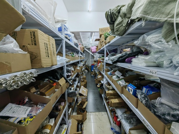 8411175芙蓉区十字路口大型小区围绕日营8000+超市优价转让 8411175芙蓉区十字路口大型小区围绕日营8000+超市优价转让