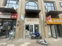 8411190 学校旁！大型社区万科魅力之城31.5平带阁楼空转