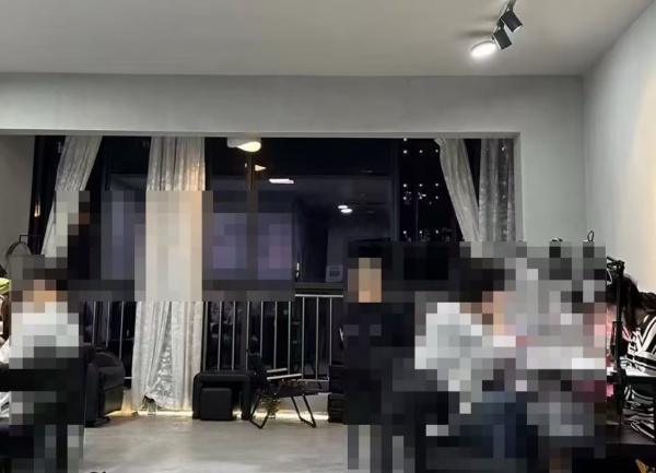 2411238可空转500德思勤A3栋美甲美睫店整体转让 2411238可空转500德思勤A3栋美甲美睫店整体转让