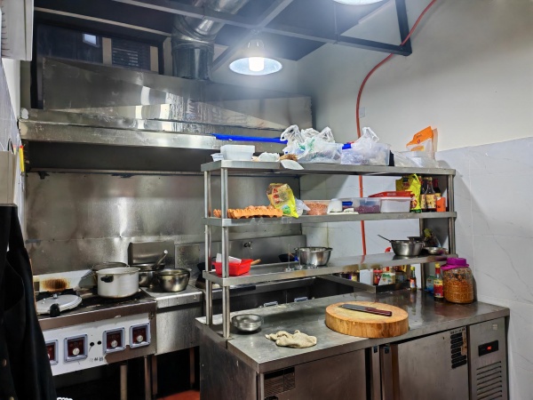 841263 直租!没有转让费!!! 20多万的新店雨花区140平餐馆 841263 直租!没有转让费!!! 20多万的新店雨花区140平餐馆