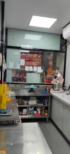 241261在长沙,盈利中蛋糕店生意转让,证件齐全,接手即赚 241261在长沙,盈利中蛋糕店生意转让,证件齐全,接手即赚