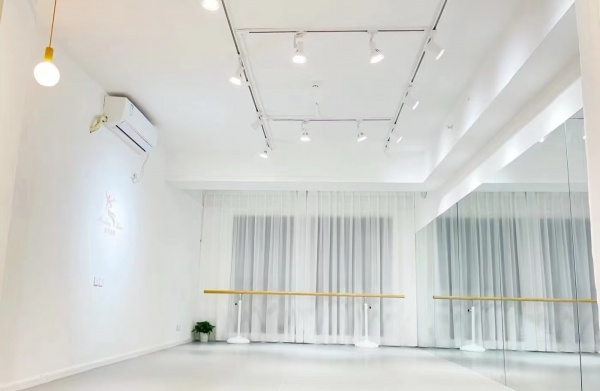 741271西子花街近地铁口成人舞蹈底价转。走过路过不要错过 741271西子花街近地铁口成人舞蹈底价转。走过路过不要错过