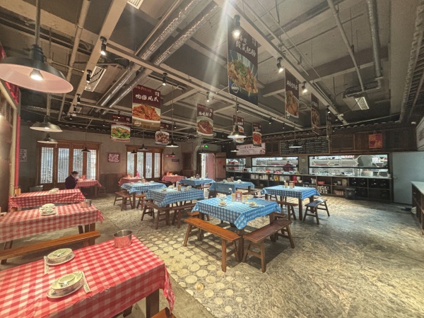 241281紧邻韭菜园八一桥旁旁500平日营1.2w+下饭菜餐饮店低价转 241281紧邻韭菜园八一桥旁旁500平日营1.2w+下饭菜餐饮店低价转