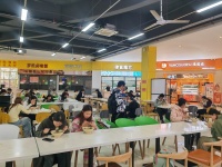 （已转）141202湖南工商大学北校区日营3000多档口低价转让