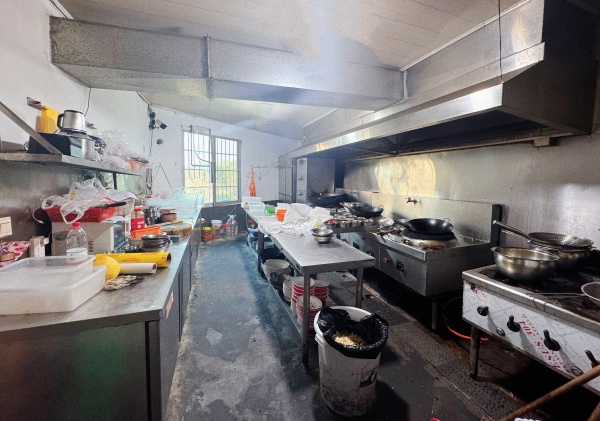 7412116便宜转!彭家巷商业主街临街粉面馆夜宵餐饮店转让 7412116便宜转!彭家巷商业主街临街粉面馆夜宵餐饮店转让