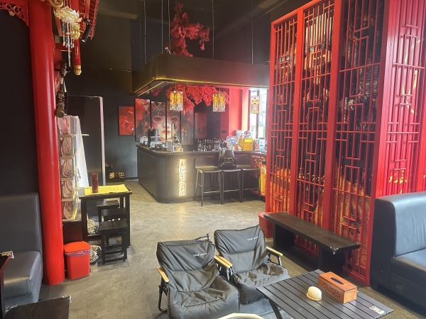 (已转)8412117 岳麓区观沙岭国风精装修高端小酒馆低价转让(可招商) (已转)8412117 岳麓区观沙岭国风精装修高端小酒馆低价转让(可招商)