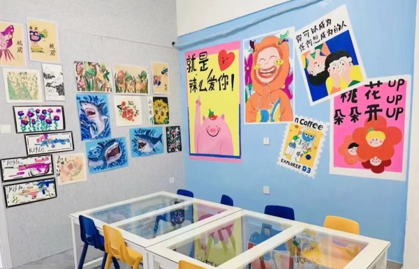 2412141月湖公园地铁口附近画室转让 2412141月湖公园地铁口附近画室转让