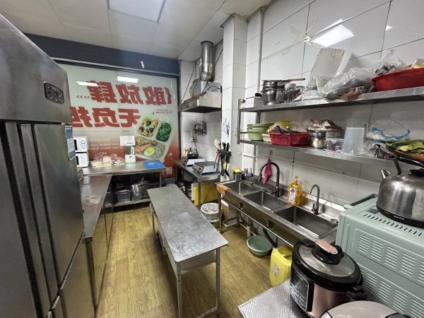 752069特价!雨花区德思勤广场营养减脂轻食店低价转 752069特价!雨花区德思勤广场营养减脂轻食店低价转