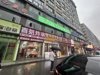 252090星沙地铁口临街60平品牌炸串小吃店优价转让（可空转）