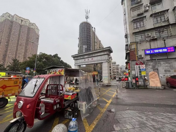 753051林科大东门临街精装品牌奶茶店转让 753051林科大东门临街精装品牌奶茶店转让