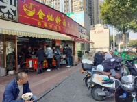 253066营业额3500,雨花圭塘路小区门口临街餐馆优价转